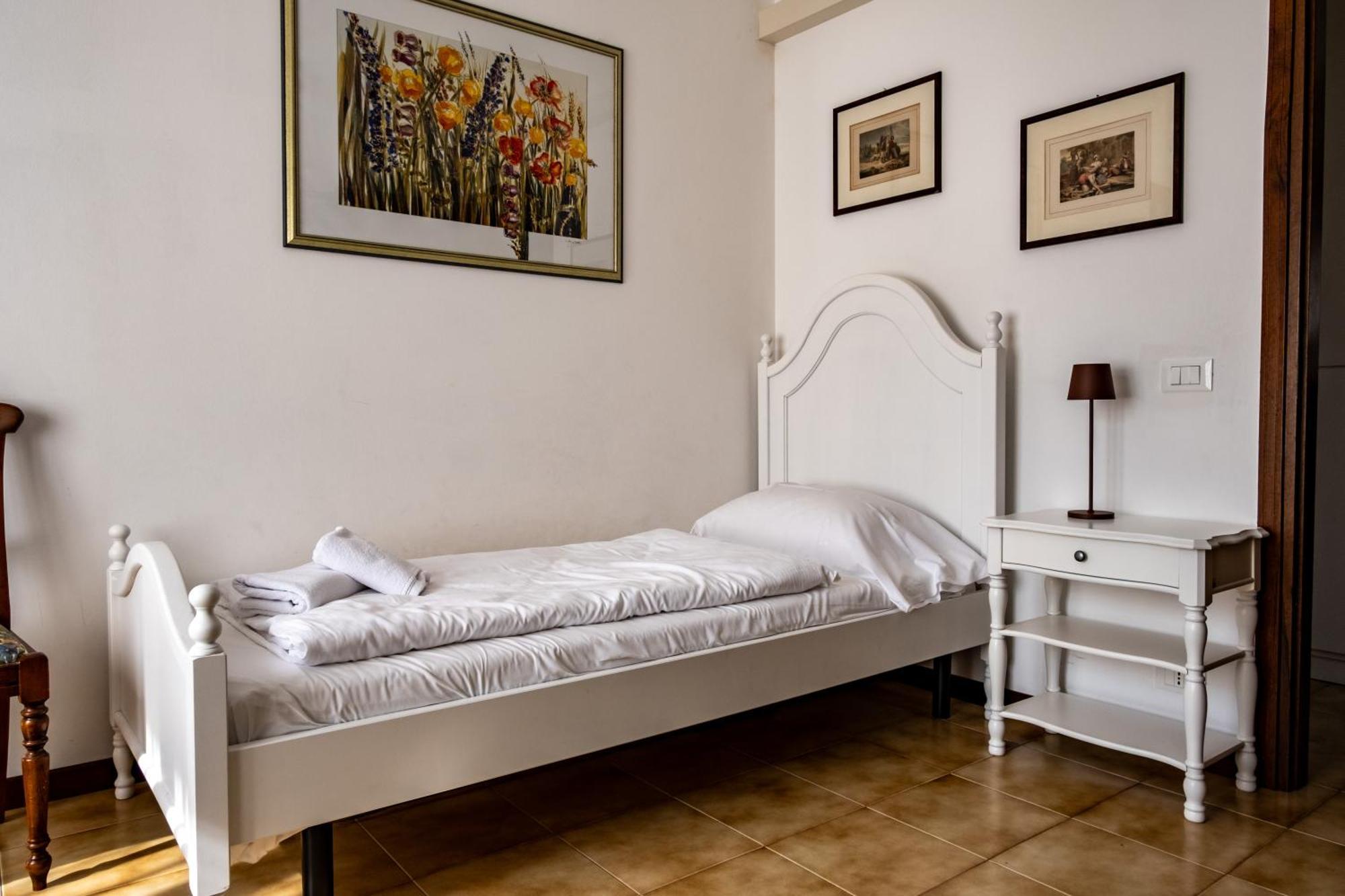 Villa Carini With 3000 Mq Garden & Heated Pool Castelnuovo del Garda Extérieur photo