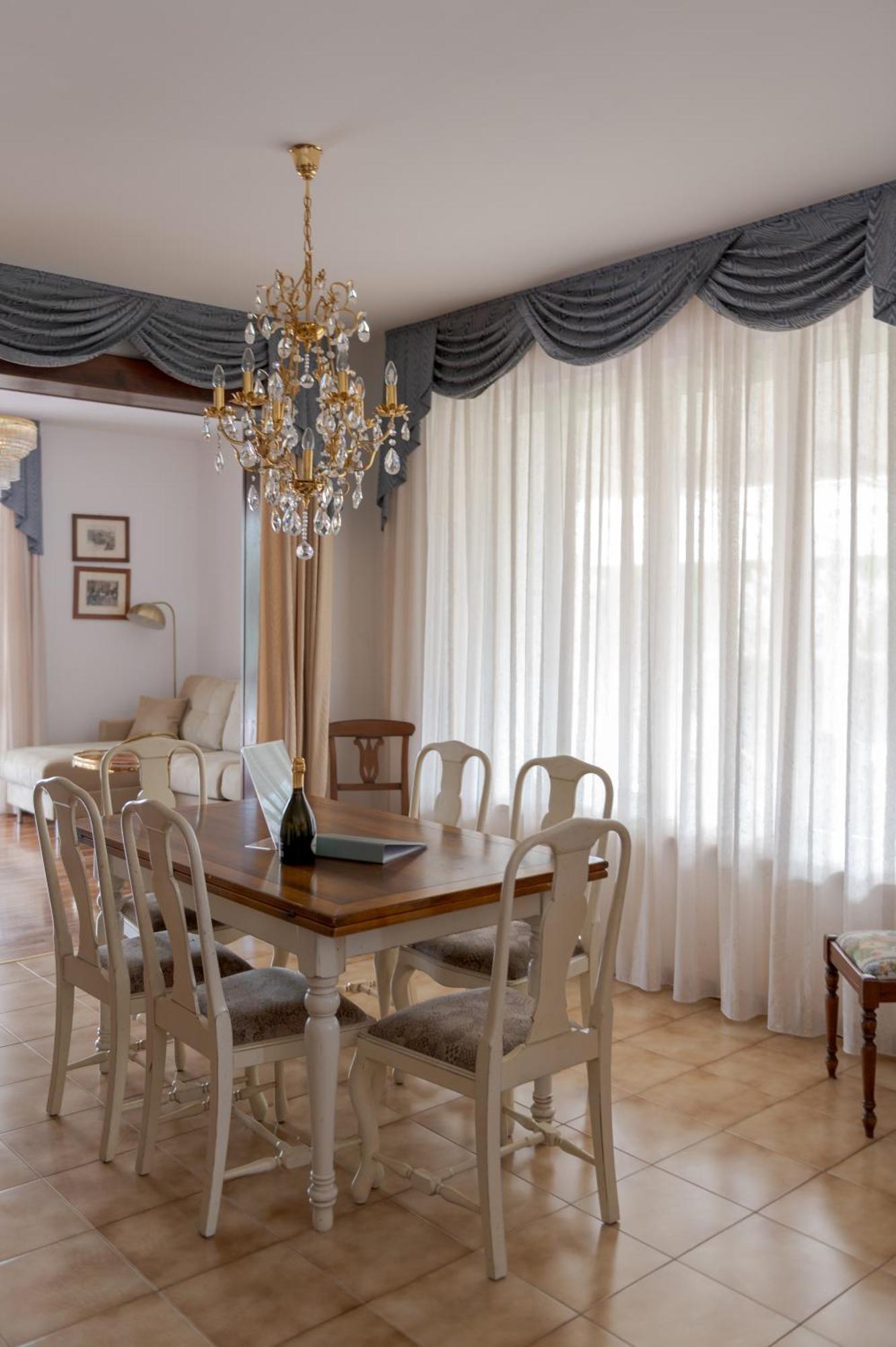 Villa Carini With 3000 Mq Garden & Heated Pool Castelnuovo del Garda Extérieur photo